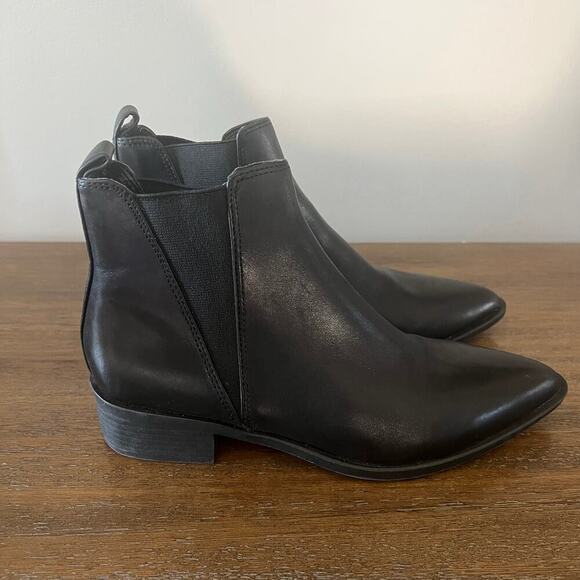Steve Madden Woman’s Jerry Black Leather Pointed Toe Ankle Booties- Size 8M - Picture 1 of 11